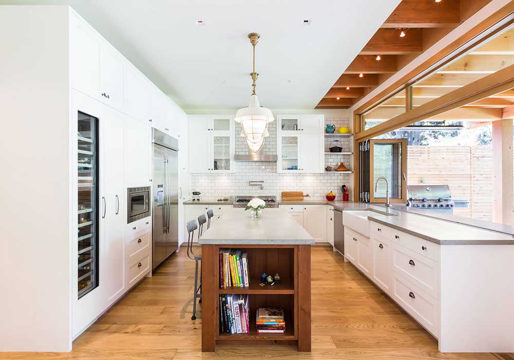 Light Oak Shaker Kitchen Cabinet