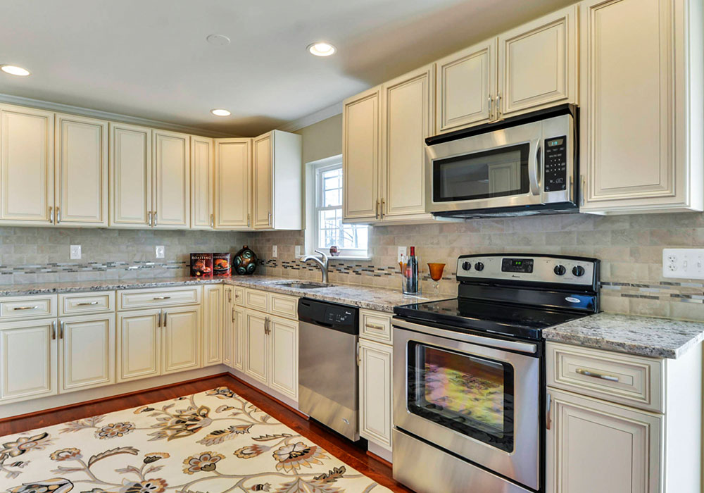 Timeless Melamine Classical Traditional Kitchen Cabinet