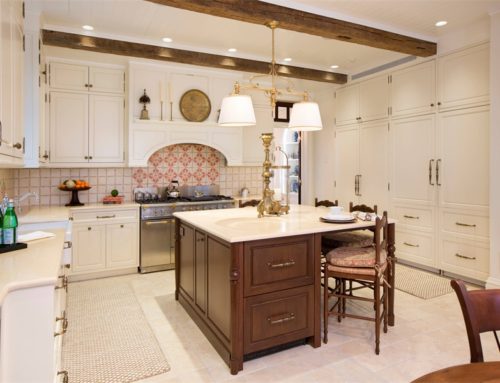 Custom Traditional White Kitchen Cabinets